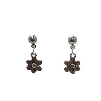Petit 6 Petal Flower Earrings