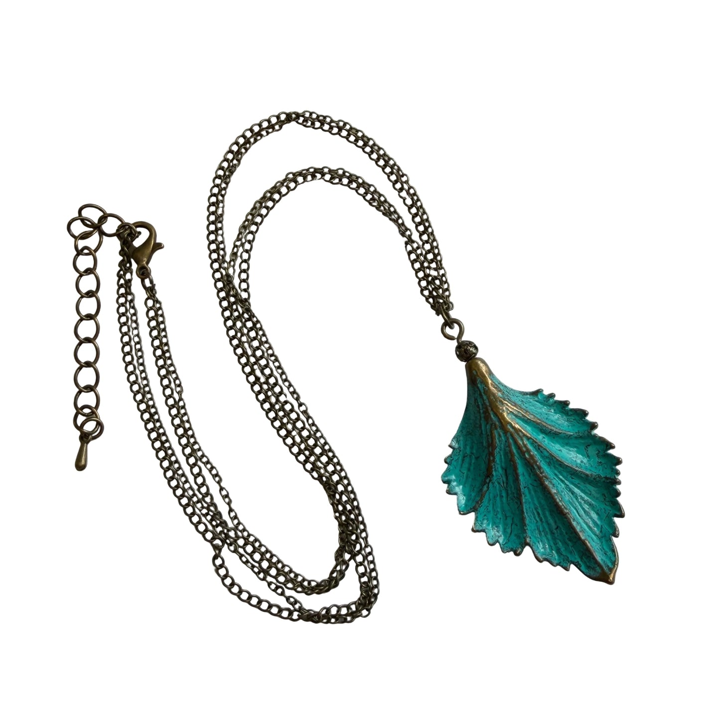 Necklace with a verdigris leaf pendant on a chain