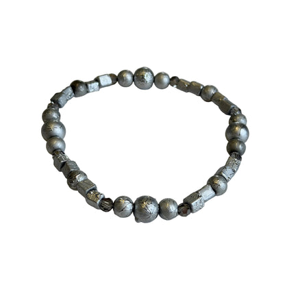 Silver varigated bead bracelet 