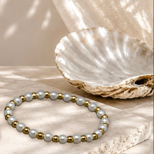 Bracelet, Pearl & Gold Bead Stretch