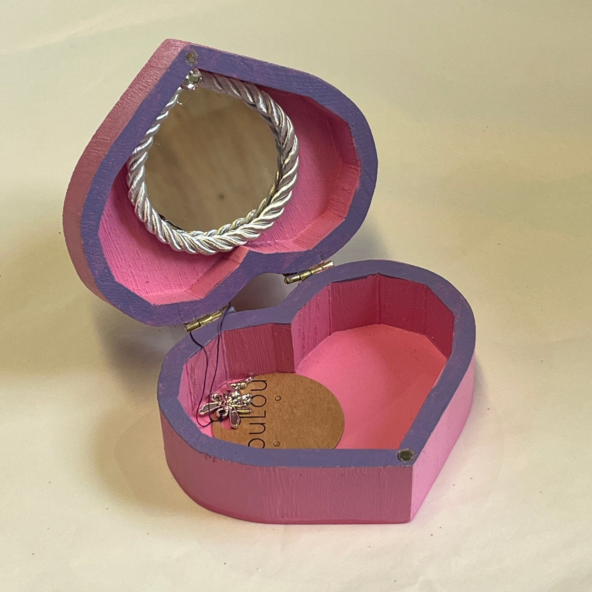 Heart-shaped pink jewelry box 